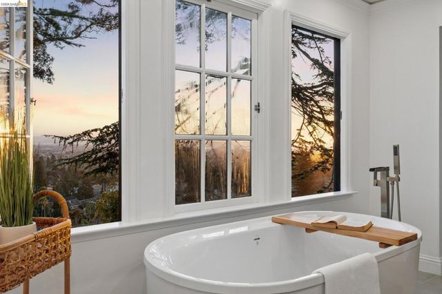 190 Stonewall Road, Berkeley, CA 94705