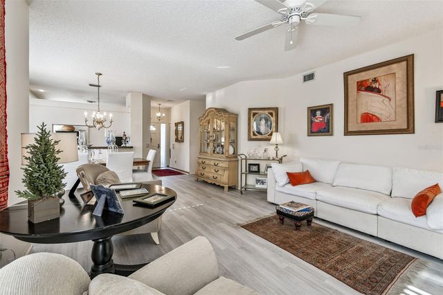 5729 GARDEN LAKES PALM 98, Bradenton, FL 34203