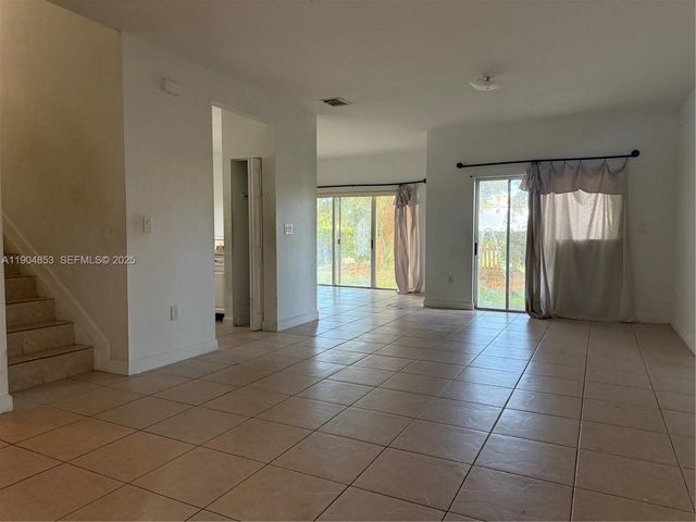 342 NE 31 AV, Homestead, FL 33033