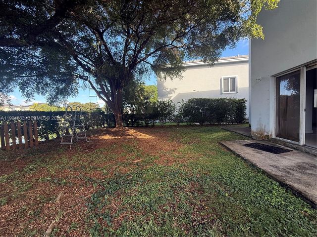 342 NE 31 AV, Homestead, FL 33033