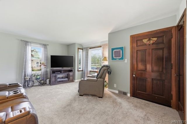 4340 Seneca Street, West Seneca, NY 14224