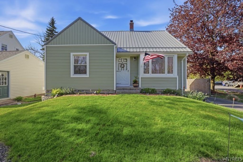 4340 Seneca Street, West Seneca, NY 14224