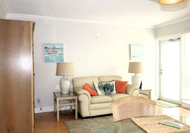 2020 Terra Mar Drive 205, Pompano Beach, FL 33062