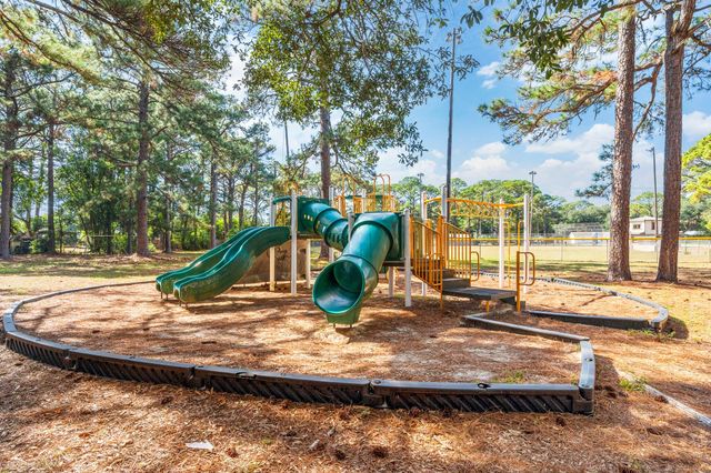 230 SW Santa Rosa Street, Fort Walton Beach, FL 32548