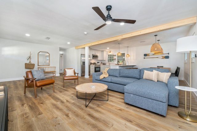 230 SW Santa Rosa Street, Fort Walton Beach, FL 32548