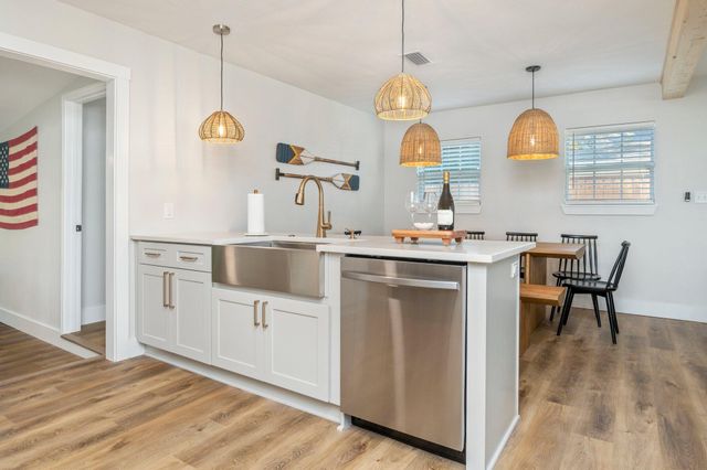 230 SW Santa Rosa Street, Fort Walton Beach, FL 32548