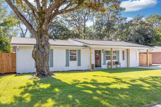 230 SW Santa Rosa Street, Fort Walton Beach, FL 32548