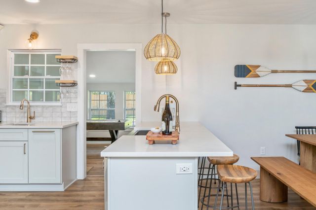 230 SW Santa Rosa Street, Fort Walton Beach, FL 32548