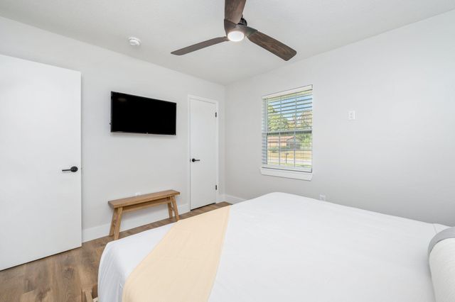 230 SW Santa Rosa Street, Fort Walton Beach, FL 32548