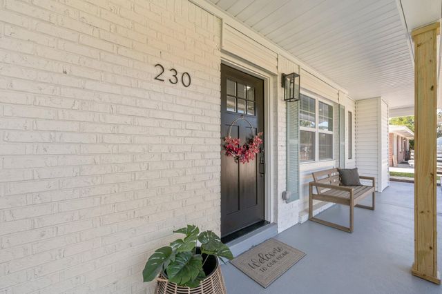 230 SW Santa Rosa Street, Fort Walton Beach, FL 32548