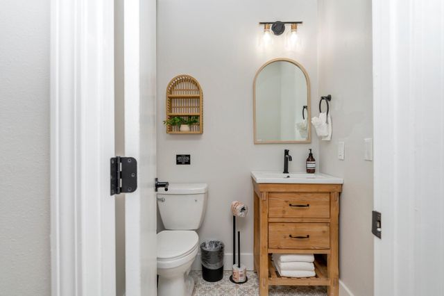 230 SW Santa Rosa Street, Fort Walton Beach, FL 32548