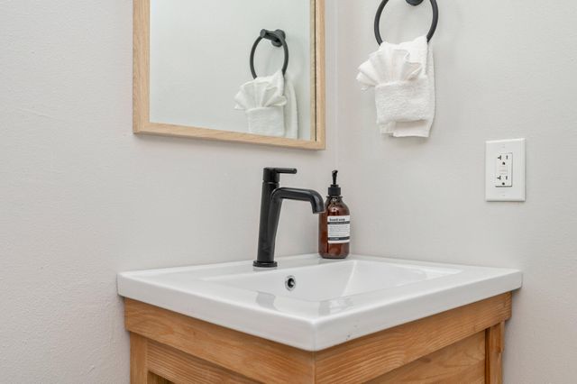 230 SW Santa Rosa Street, Fort Walton Beach, FL 32548