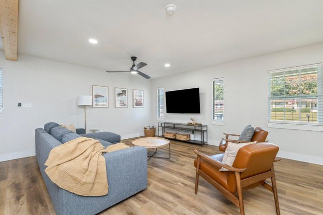 230 SW Santa Rosa Street, Fort Walton Beach, FL 32548