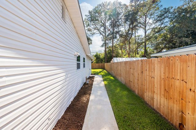 230 SW Santa Rosa Street, Fort Walton Beach, FL 32548