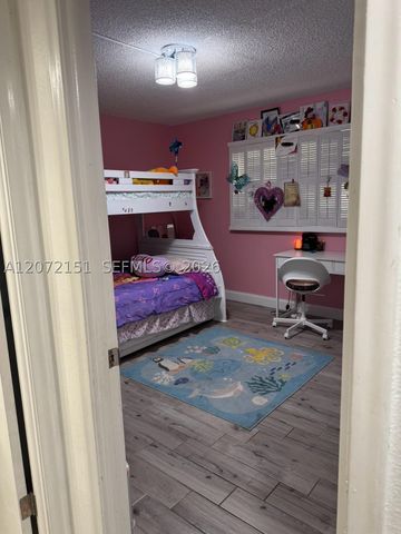 900 NE 12th Ave 302, Hallandale Beach, FL 33009