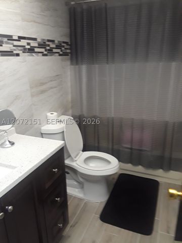 900 NE 12th Ave 302, Hallandale Beach, FL 33009