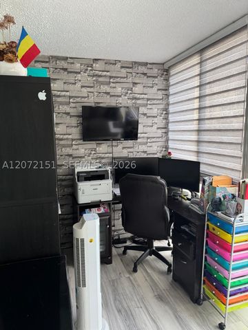 900 NE 12th Ave 302, Hallandale Beach, FL 33009