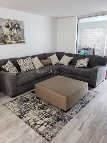 900 NE 12th Ave 302, Hallandale Beach, FL 33009