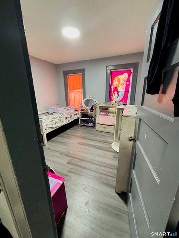 203 Lenox Avenue, Bridgeport, CT 06605