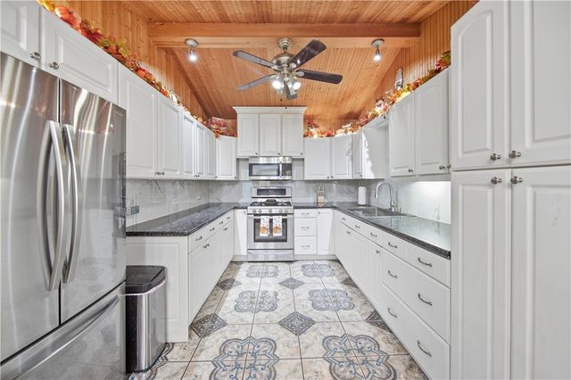 466 Macleod Dr, Corpus Christi, TX 78408