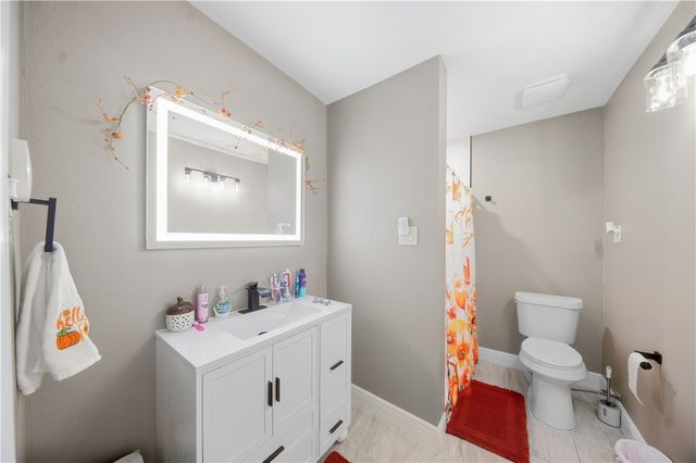 466 Macleod Dr, Corpus Christi, TX 78408