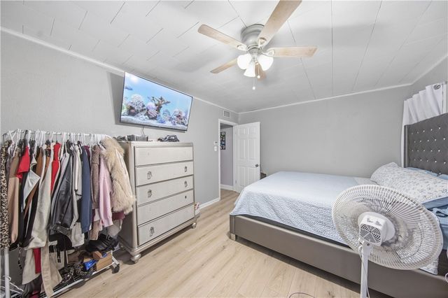 466 Macleod Dr, Corpus Christi, TX 78408