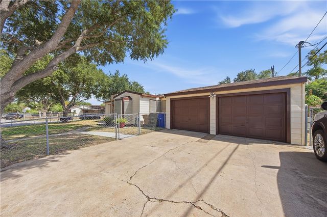 466 Macleod Dr, Corpus Christi, TX 78408