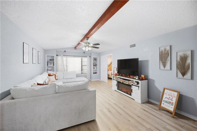 466 Macleod Dr, Corpus Christi, TX 78408