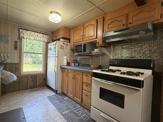 1887 Interwood, Muskegon, MI 49442