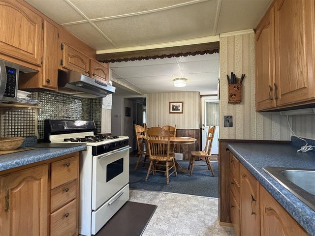 1887 Interwood, Muskegon, MI 49442