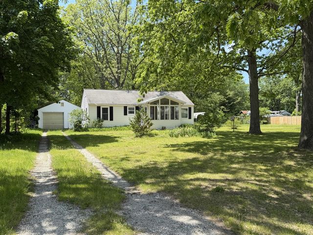 1887 Interwood, Muskegon, MI 49442