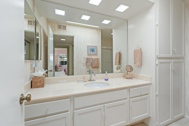 68145 Seven Oaks Place, Cathedral City, CA 92234