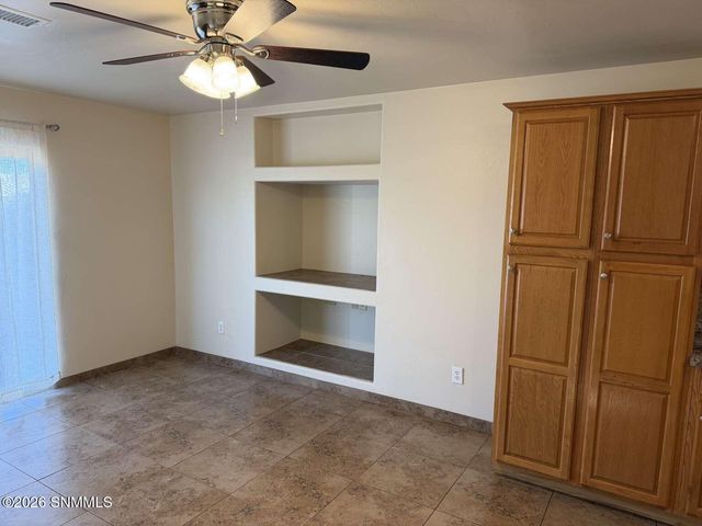 1813 Seldon Avenue, Las Cruces, NM 88001