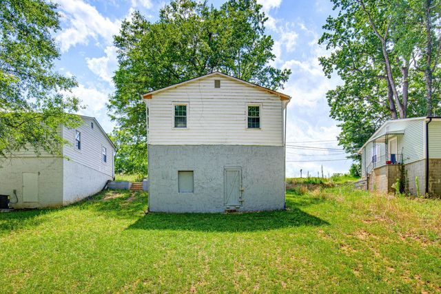 705 W Georgia Street, Woodruff, SC 29388