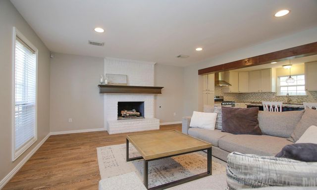 603 Shenandoah Drive, Shenandoah, TX 77381