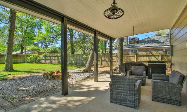 603 Shenandoah Drive, Shenandoah, TX 77381