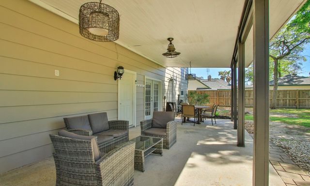 603 Shenandoah Drive, Shenandoah, TX 77381