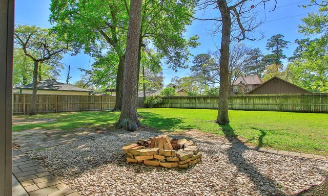 603 Shenandoah Drive, Shenandoah, TX 77381