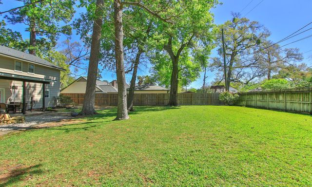 603 Shenandoah Drive, Shenandoah, TX 77381