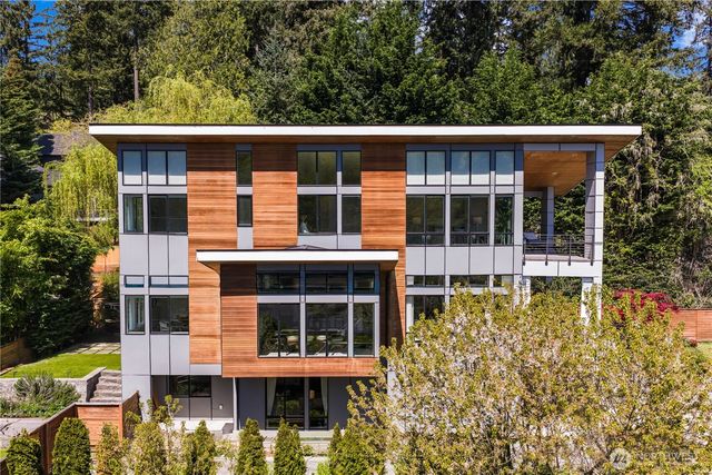 16908 SE 34th Street, Bellevue, WA 98008