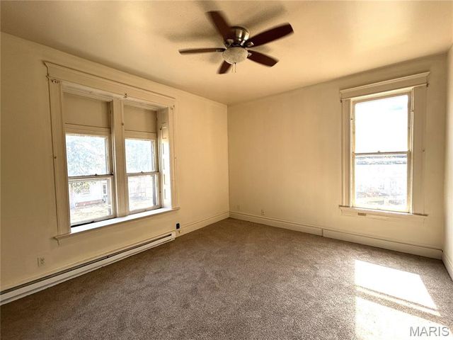 326 Portland Avenue, Belleville, IL 62220