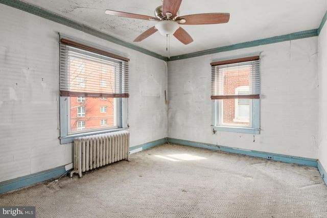 30 W 6TH ST, Lansdale, PA 19446