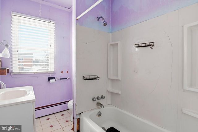 30 W 6TH ST, Lansdale, PA 19446