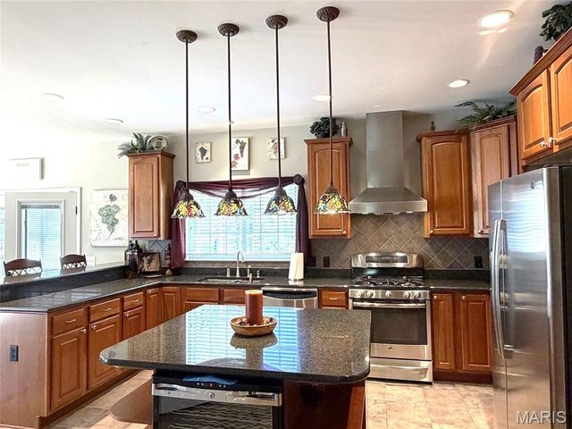 1 Stonebridge Place, St Charles, MO 63301