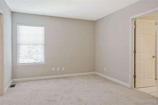1 Stonebridge Place, St Charles, MO 63301
