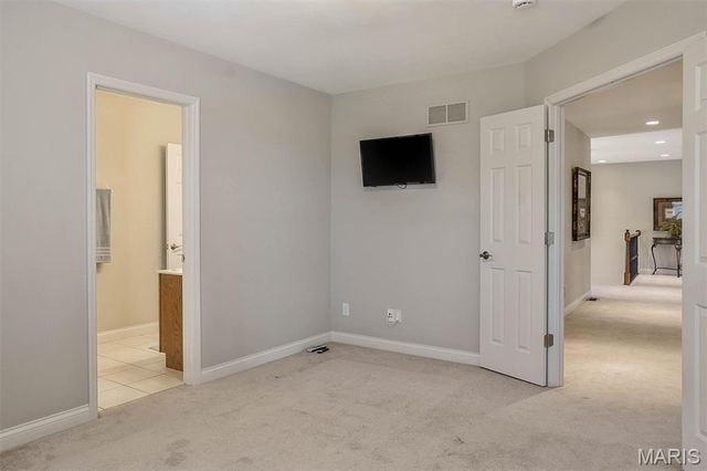 1 Stonebridge Place, St Charles, MO 63301
