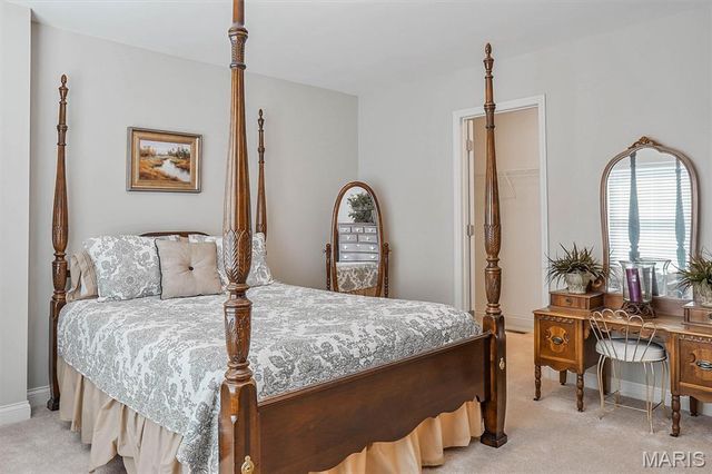 1 Stonebridge Place, St Charles, MO 63301