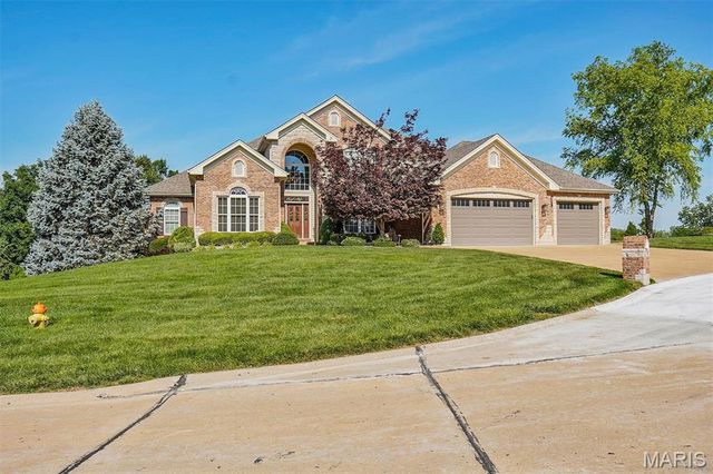 1 Stonebridge Place, St Charles, MO 63301