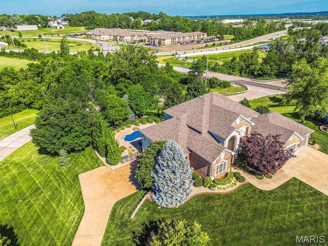 1 Stonebridge Place, St Charles, MO 63301