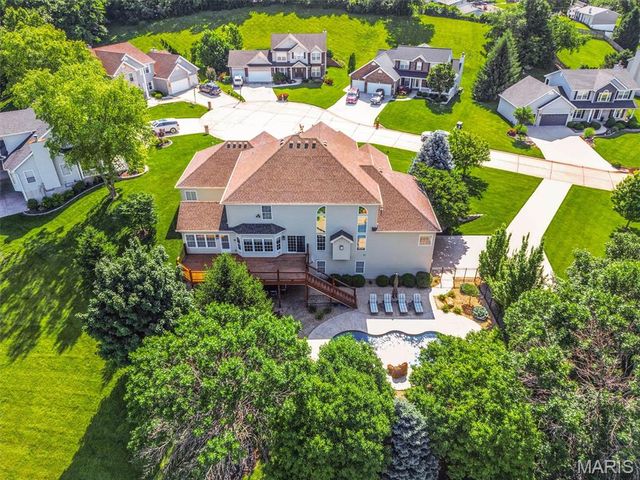 1 Stonebridge Place, St Charles, MO 63301